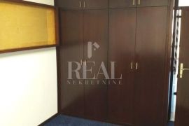 Ured za najam u Centru grada 16m2, Rijeka, Commercial property