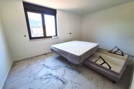 KRK - PRESTIŽAN DVOETAŽNI APARTMAN U NOVOGRADNJI, Krk, Appartement