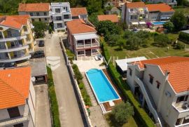 Zadar, Sukošan, prekrasna vila s bazenom i pogledom na more, Sukošan, Haus