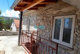 BRIBIR KAMENA KUĆA 215m2, Vinodolska Općina, House