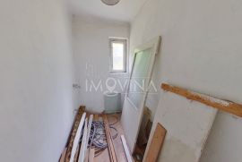 Trosoban stan sa balkonom 73m2, Prozor, Prozor/Rama, Apartamento