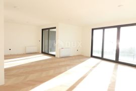 OPATIJA, CENTAR- stan 180.97m2 DB+4S s panoramskim pogledom na more- 2.KAT- STAN 202, Opatija, Daire