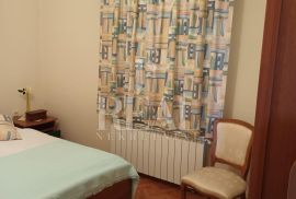 Najam komfornog stana na Pećinama 2S+DB  78 M2, Rijeka, Flat