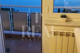 Najam komfornog stana na Pećinama 2S+DB  78 M2, Rijeka, Flat