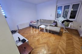 Samostojeća kuća Kozala 200 m2,dva stana,okućnica, Rijeka, Casa