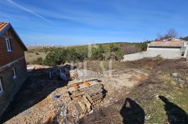 Građevinsko zemljište sa građevinskom dozvolom za Kuću sa bazenom, Senj, Zemljište