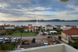 Seget stan 2S+DB 79,07 m2 sa balkonom i terasom, Seget, Apartamento