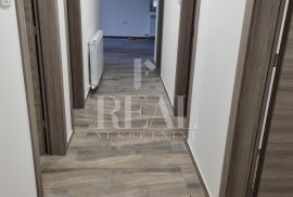 Svilno stan 88 m2,3S+DB,garaža i okućnica 140 m2, Rijeka, شقة