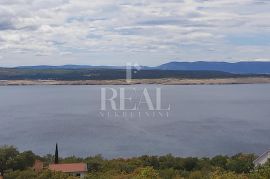 Dramalj, dvoetažni stan od 111 m2, 2S+DB sa panoramskim pogledom, Crikvenica, Appartement