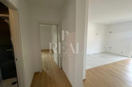 Pula, odličan stan u centru, 3S+DB novogradnja, Pula, Appartment