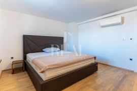 Cres, prekrasan stan u novogradnji od 135 m2, 3S+DB sa dva parkirna mjesta, Cres, Apartamento