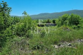 Građevinsko zemljište sa započetom gradnjom,2000 m2, Šibenik - Okolica, Γη