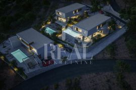 Vila s bazenom S+P+1 380m2, Vodice, Дом