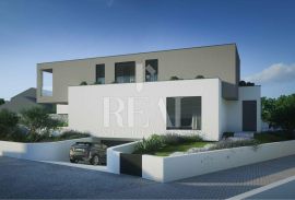 Vodice-Duplex Villa 183 m2 sa bazenom, Vodice, Ev