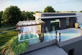 Split Žnjan dvoetažni stan sa velikom krovnom terasom 2S+DB 78,25m2, Split, Kвартира