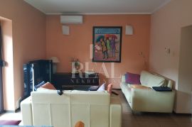 Prodaja stana na traženoj lokaciji, 96 m2-2S+DB, Rijeka, Daire