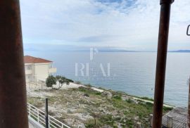 Vila drugi red od mora,340 m2, Trogir, Haus