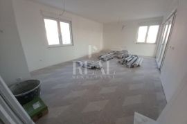 Seget Vranjica stan 75,45 m2 s terasom i pogledom, Seget, Daire