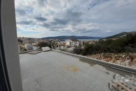 Seget Vranjica stan 77 m2 s loggom i pogledom, Seget, Διαμέρισμα