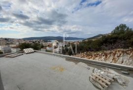 Seget Vranjica stan 77 m2 s loggom i pogledom, Seget, Διαμέρισμα