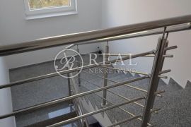 Dramalj, prekrasan stan sa tri spavaće sobe od 107 m2, Crikvenica, Apartamento