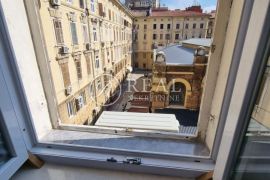 Stan u blizini centra grada , 89 m2,3SKL,za adaptaciju, Rijeka, شقة