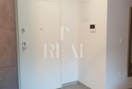 Rovinj, nekoliko minuta vožnje do centra, stan od 85 m2, 2S+DB, Rovinj, Kвартира