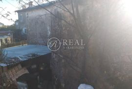 Prodaja kuće na Gornjoj Drenovi  P+1  170 m2 + starina, Rijeka, Casa