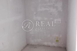 Super kvalitetna i bogato opremljena novogradnja, 3S+DB od 105 m2, Viškovo, Appartment