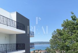 Novogradnja Crikvenica ,2S+DB sa garažom i okućnicom, Crikvenica, Appartement