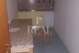 Prodaja poslovnog prostora na Škurinju 2902m2, Rijeka, Propiedad comercial