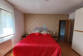 Matulji, blizina centra, 3s+db s okućnicom, Matulji, Appartment