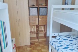 Monvidal stan 3SS+DB u zgradi sa LIFTOM !, Pula, Wohnung