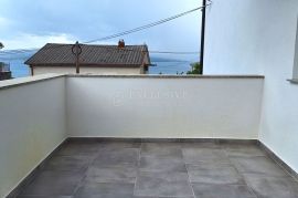 CRIKVENICA - GARSONIJERA S TERASOM I POGLEDOM NA MORE, Crikvenica, Apartamento