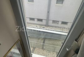 Zemun, Gornji grad, novija gradnja, 72m2, Zemun, Appartamento