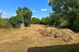 Prodaje se građevinsko zemljište u Kuftićima, Marčana, Terrain