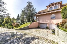 Gračani luksuzno obiteljsko imanje, vila 810m2 na zemljištu 3.965m2, Zagreb, Famiglia