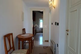 OPATIJA, VOLOSKO - stan od 60 m2 drugi red do mora s terasom i pogledom, Opatija, Wohnung