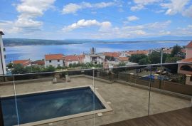 CRIKVENICA - predivna kuća 270 m2 s bazenom na odličnoj lokaciji, Crikvenica, Casa