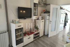 TRSAT-42 m2, 1SKL, IDEALAN ZA INVESTICIJU ZBOG BLIZINE KAMPUSA, Rijeka, Appartment