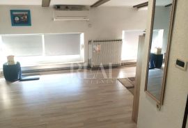 TRSAT-42 m2, 1SKL, IDEALAN ZA INVESTICIJU ZBOG BLIZINE KAMPUSA, Rijeka, Wohnung