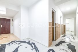 Zagreb, Jakuševec, funcionalni četvrosobni stan NKP 80 m2, Zagreb, شقة