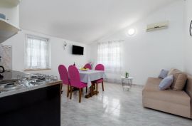 Apartmanska kuća u blizini mora, Štinjan, Istra, Pula, Ev