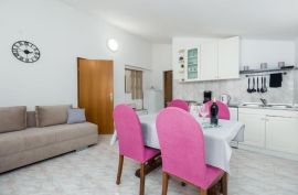 Apartmanska kuća u blizini mora, Štinjan, Istra, Pula, Ev