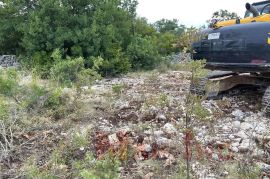 PRIDRAGA - zemljište - građevinska dozvola za vilu sa bazenom, Novigrad, Land