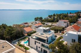 ZADAR, PETRČANE - Luksuzna vila s bazenom 50 m od mora, Zadar - Okolica, Famiglia