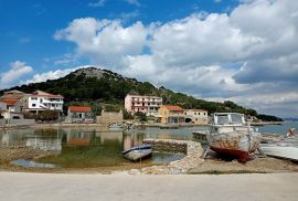 OTOK VRGADA - Kuća s impresivnim pogledom na more, Pakoštane, House