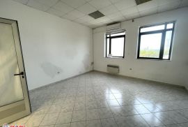 ISTRA, LABIN, CENTAR, POSLOVNI PROSTOR ZA NAJAM, Labin, Commercial property