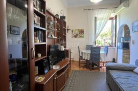 OPATIJA - Stan u vili blizu mora, Opatija, Appartment