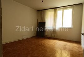 Batajnica, centar, 50m2, 2.0, terasa, uknjiženo, Zemun, Appartamento